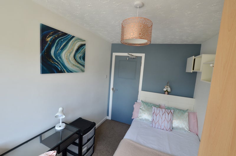 Room Suffolk Road in Bournemouth