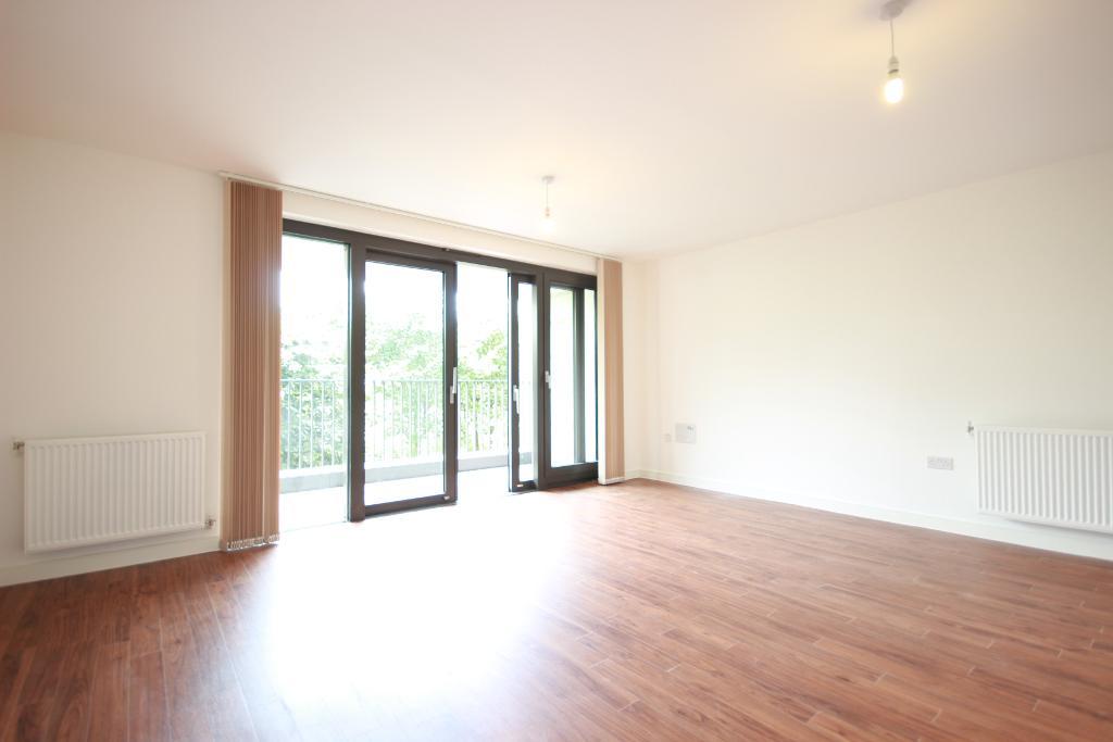 Flat Bramwell Way in Greater London