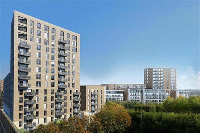 Flat Bramwell Way in Greater London