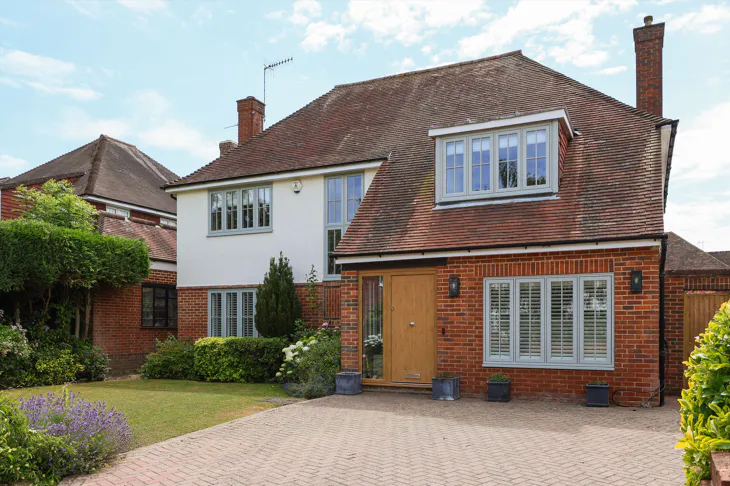 House Lodge Close in Elmbridge