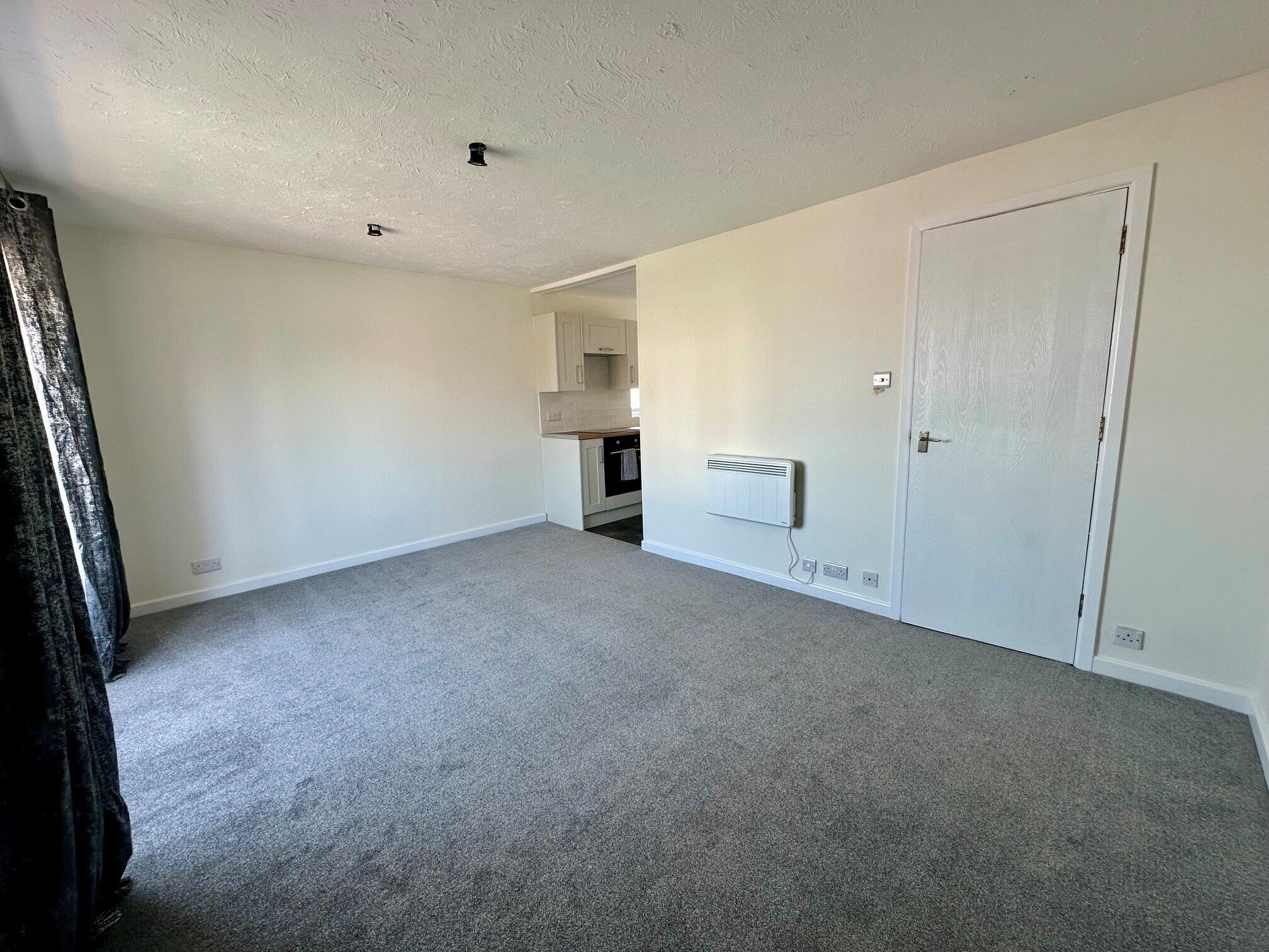 Flat Mumby Road in Gosport