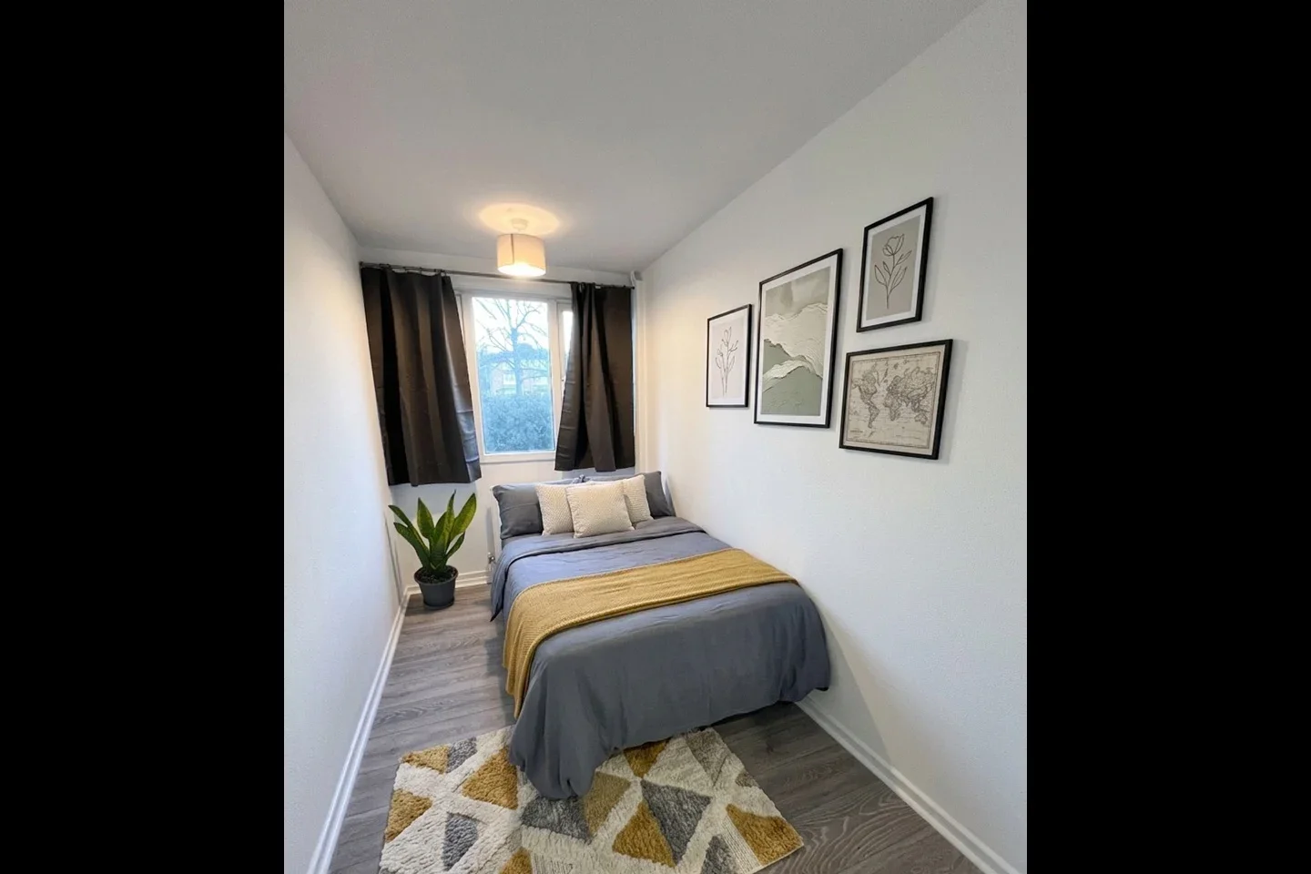 Room Waynflete Square in Greater London