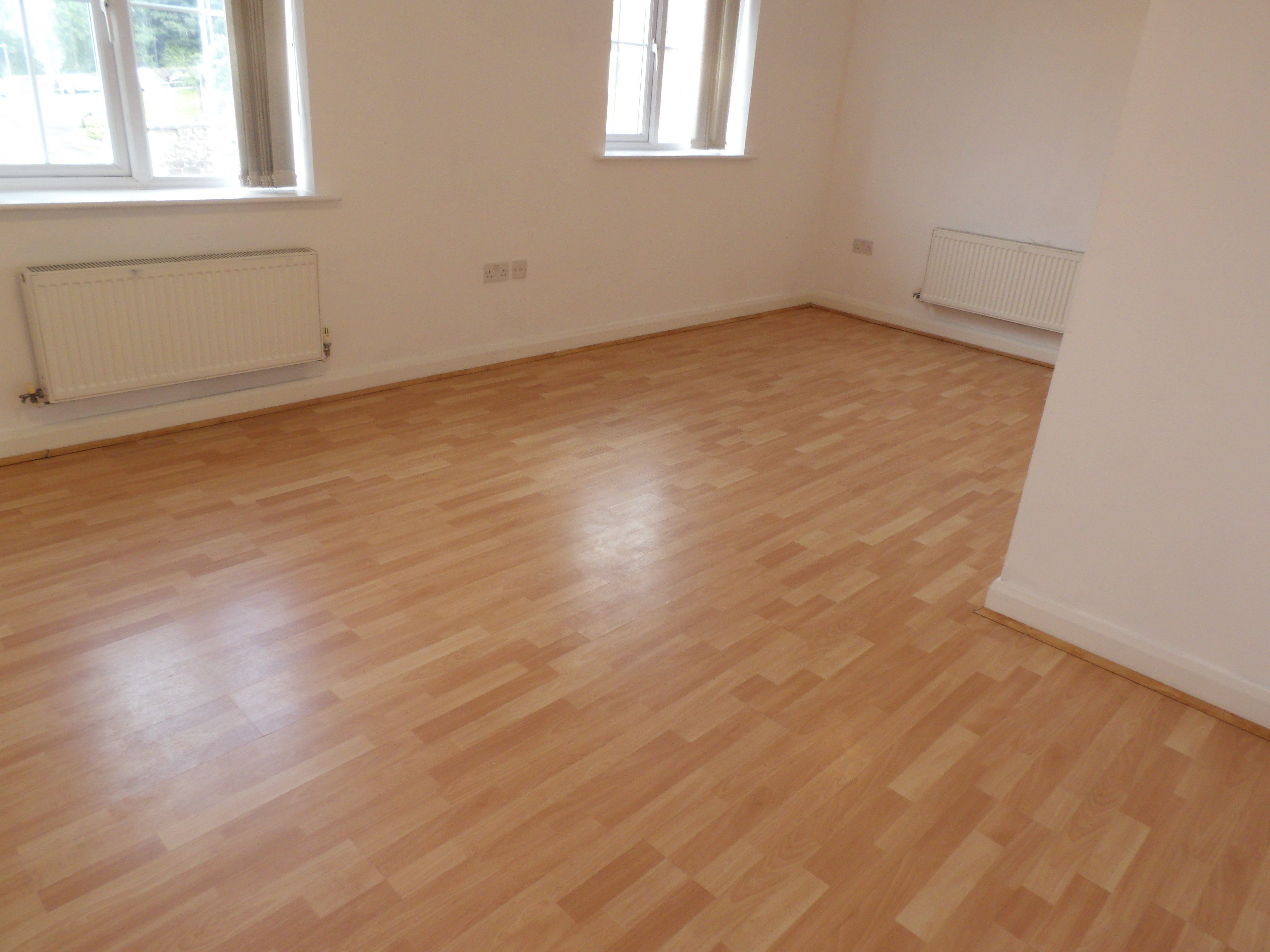 Flat Gladstone Close in Blackburn
