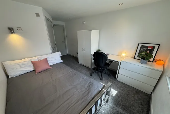 Room Moore Gate in Broxtowe