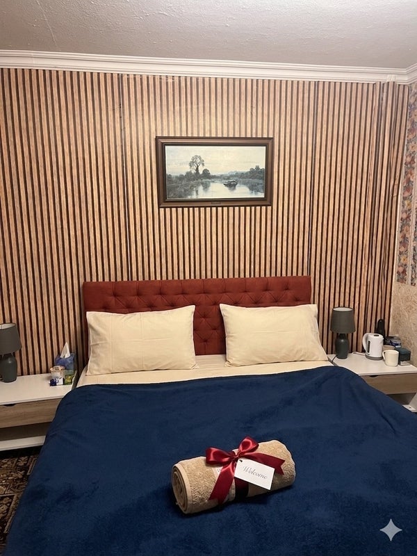 Room Francis Road in Greater London