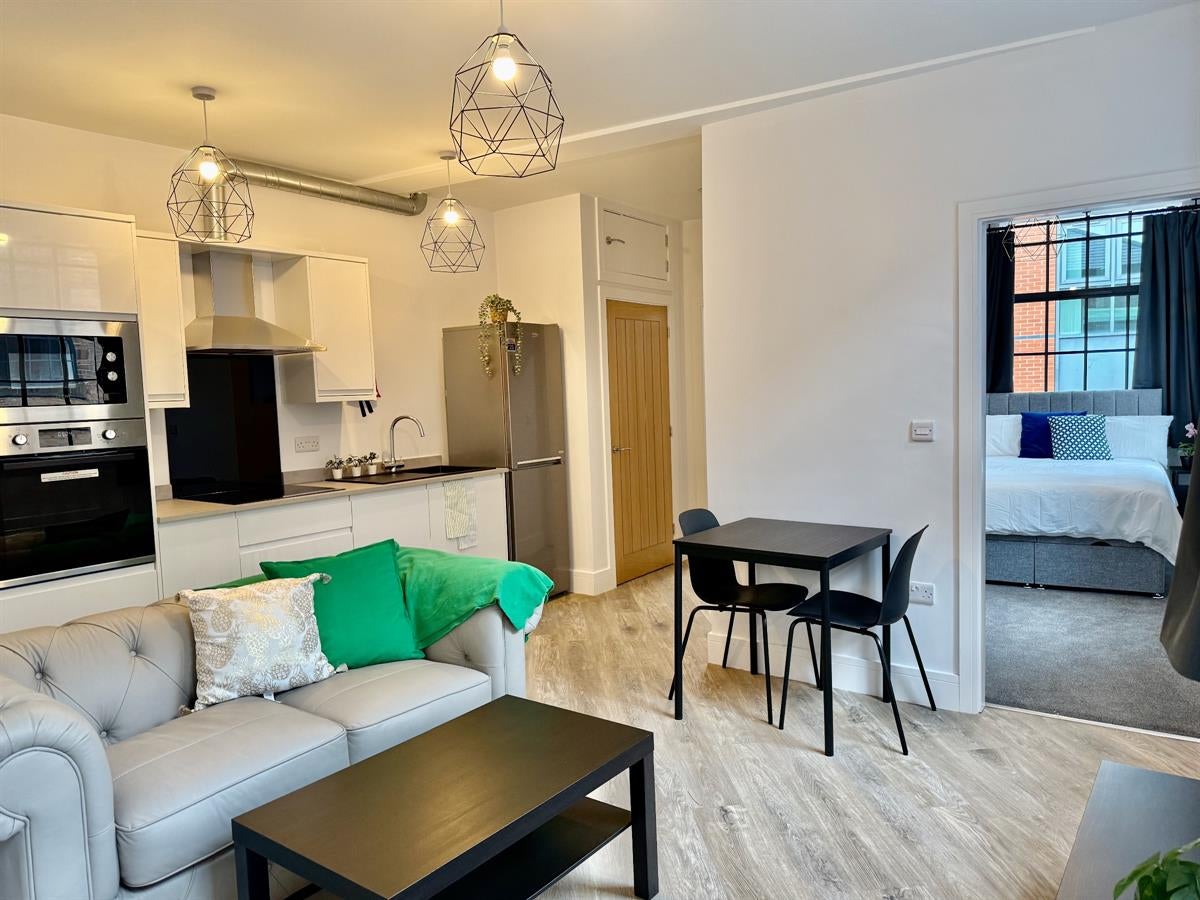 Flat Woolpack Lane in Nottingham