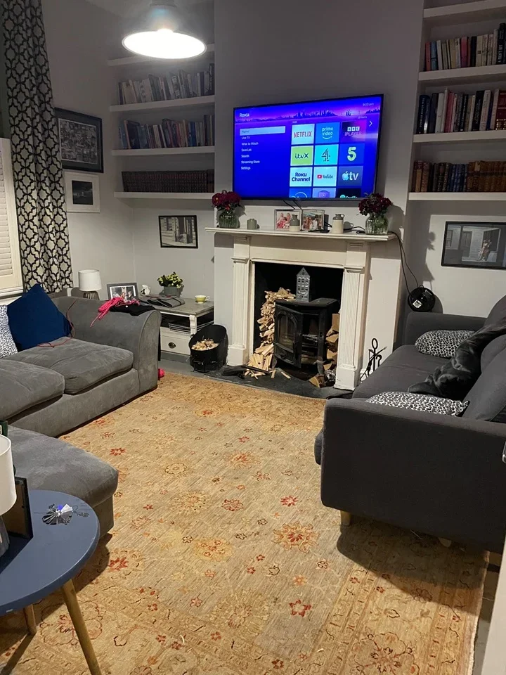 Room Sulina Road in Greater London