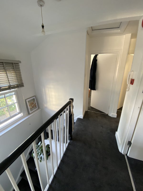 Room Henfield Close in Greater London