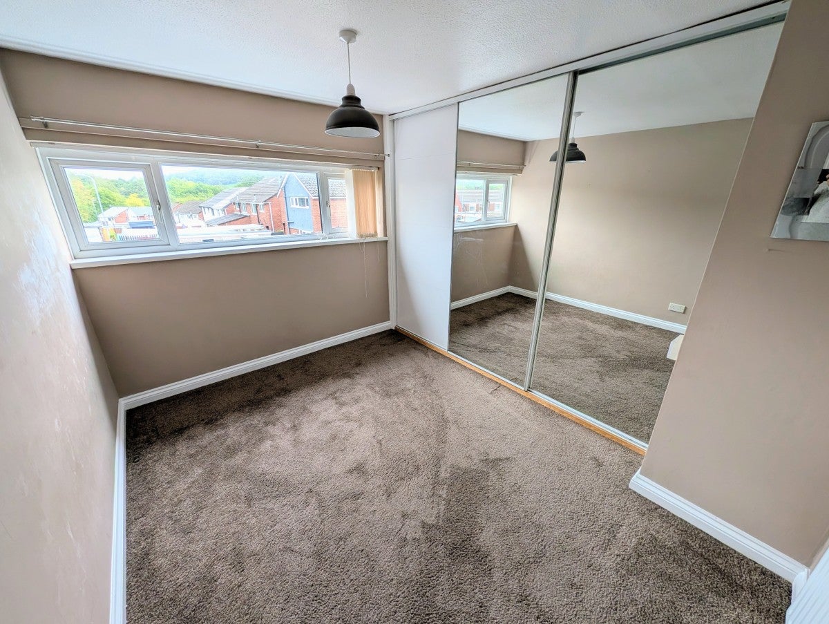 House Pilton Vale in Newport