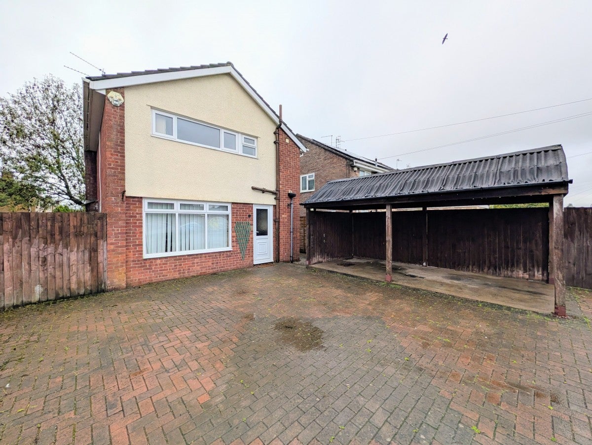 House Pilton Vale in Newport