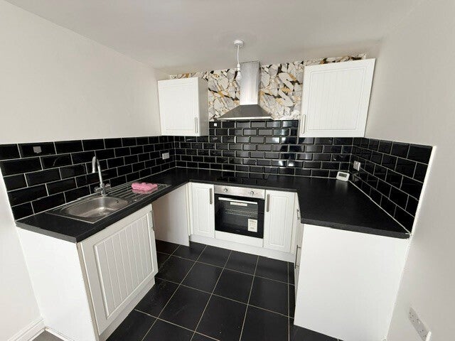 Flat Walthall Street in Crewe
