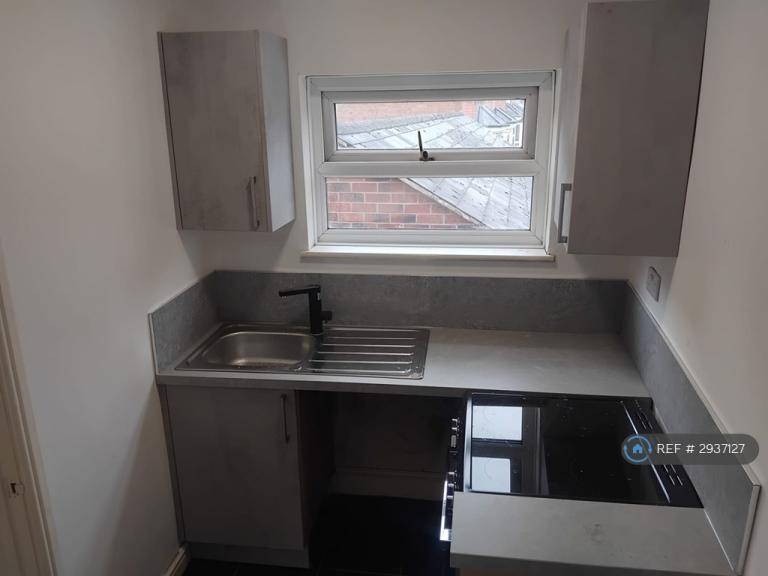 Flat Derby Road in Nottingham
