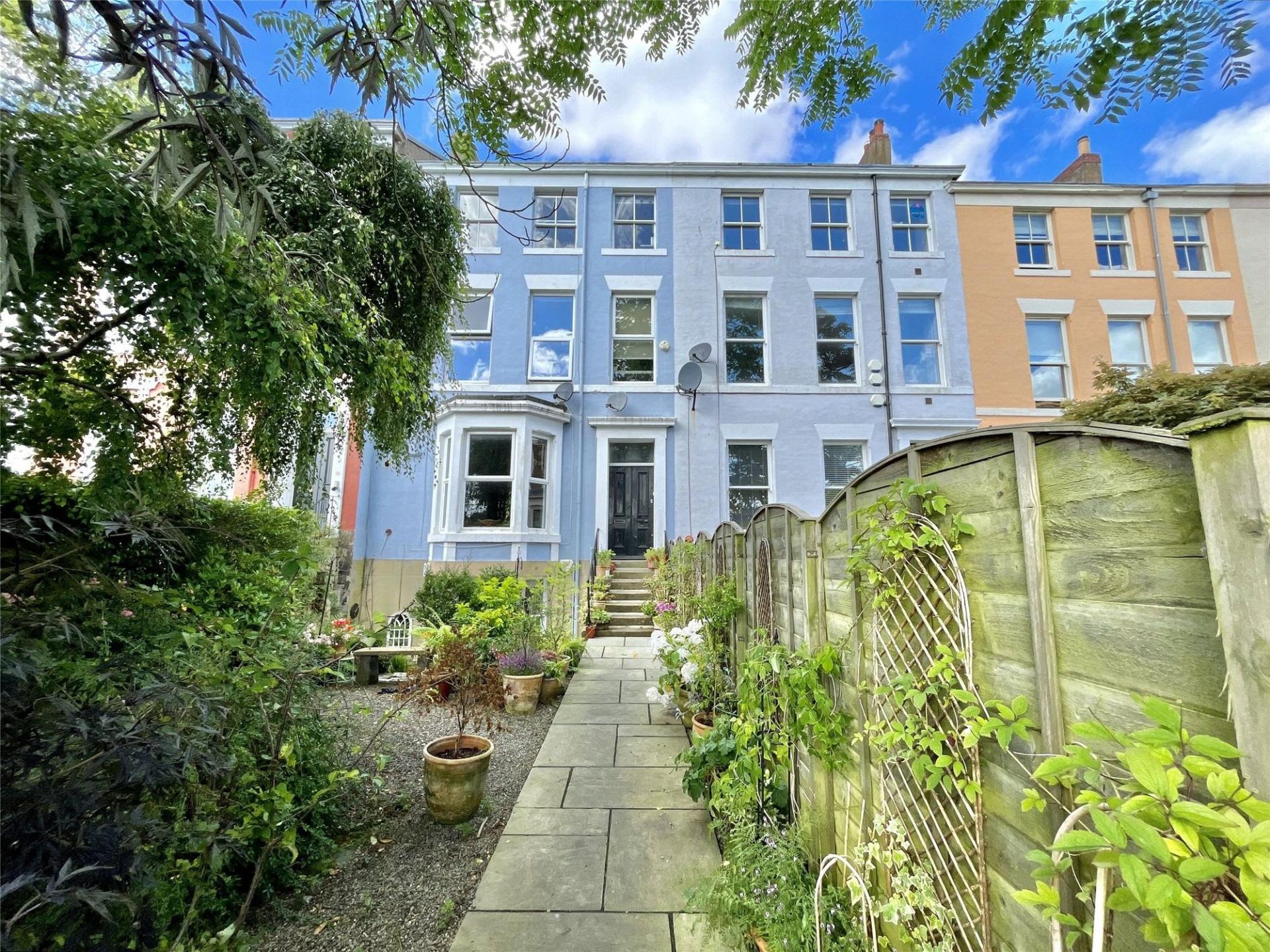Flat Belle Grove Terrace in Newcastle upon Tyne