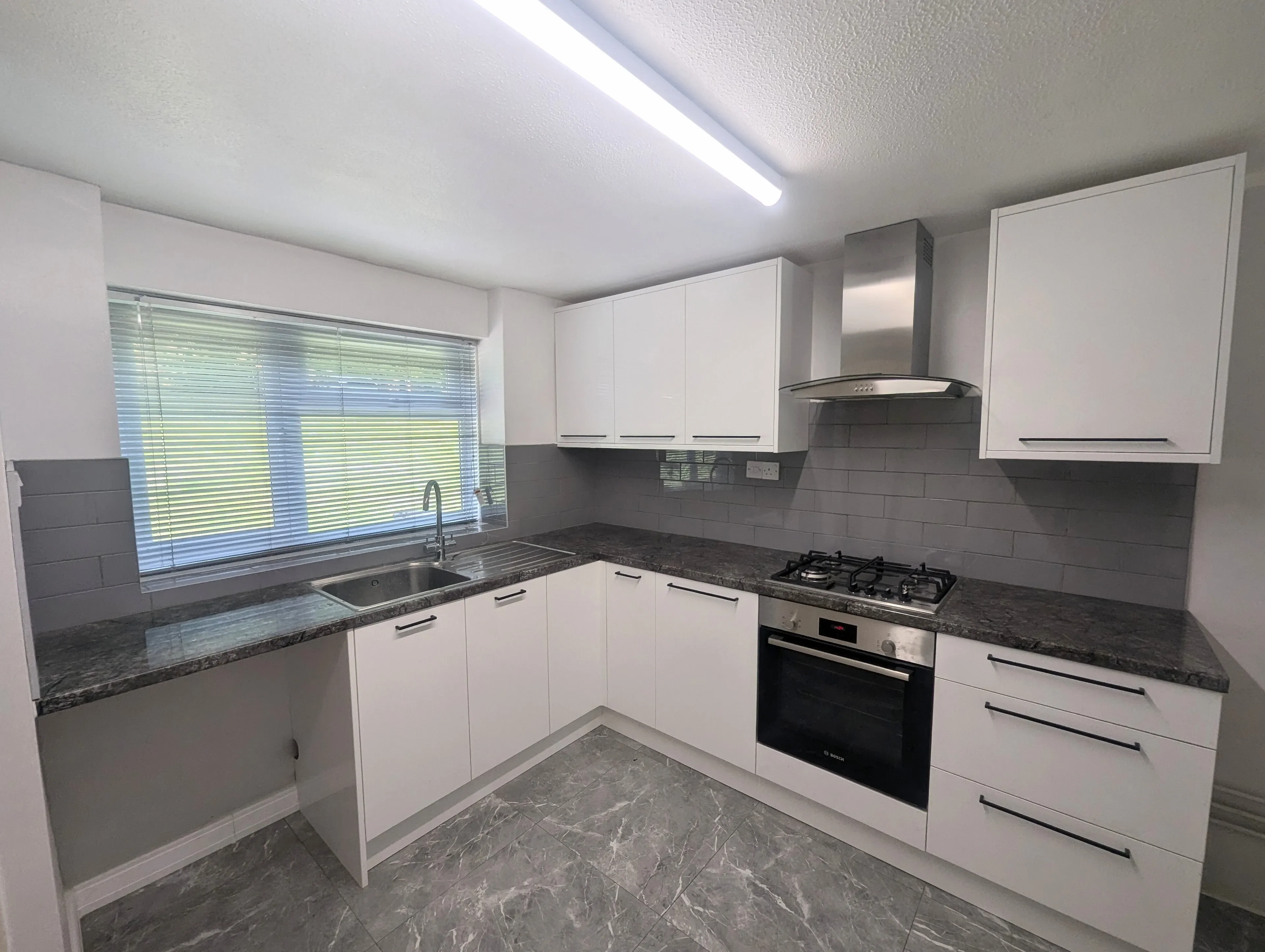 House Launcelot Close in Test Valley