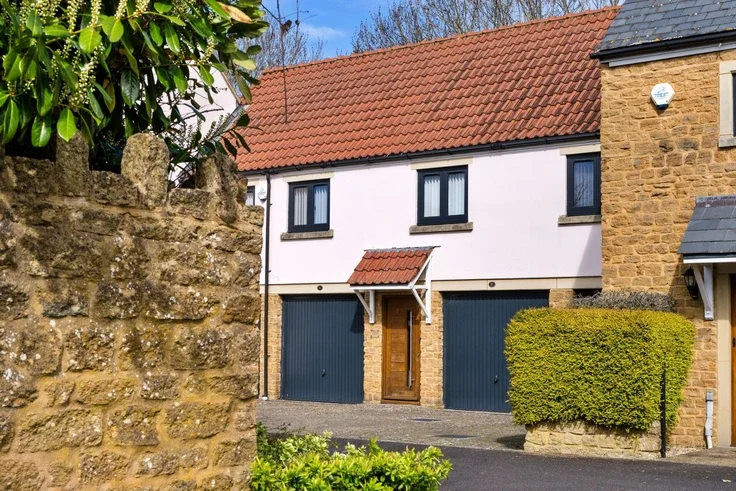 Flat Bower Hinton in Martock