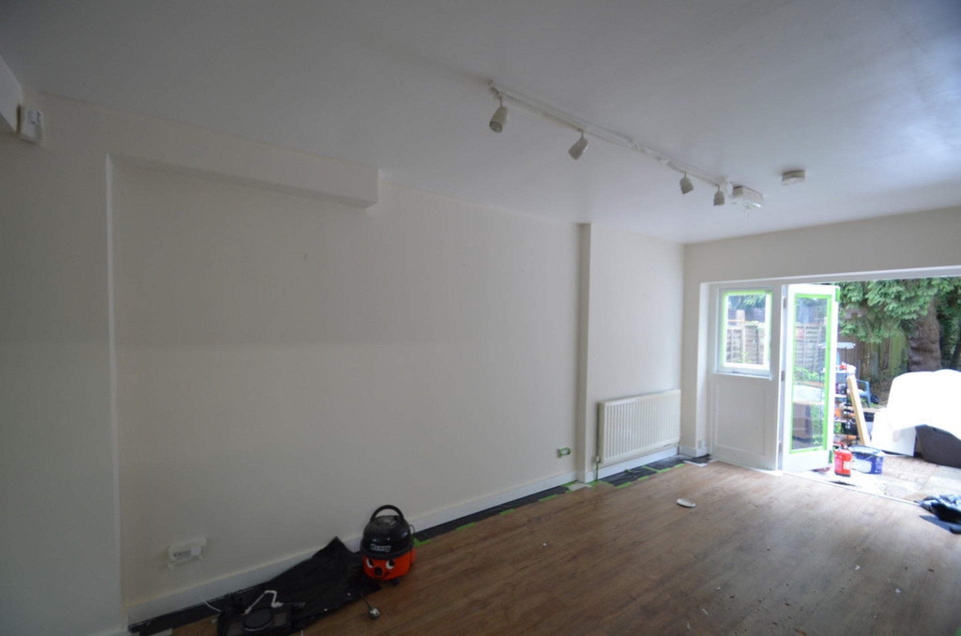Room Alexandra Court in Borough of Runnymede
