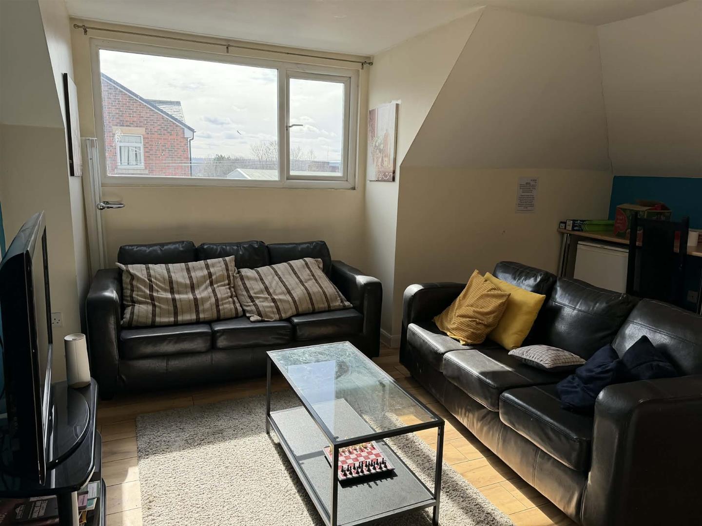 Room Westgate Road in Newcastle upon Tyne
