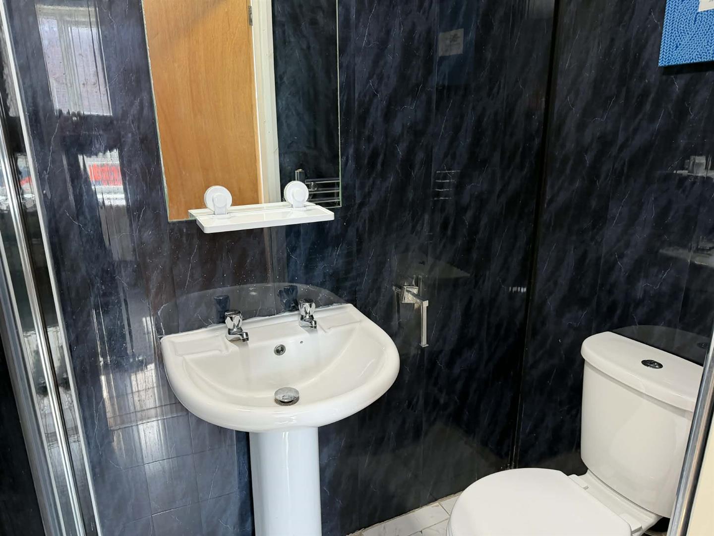 Room Westgate Road in Newcastle upon Tyne