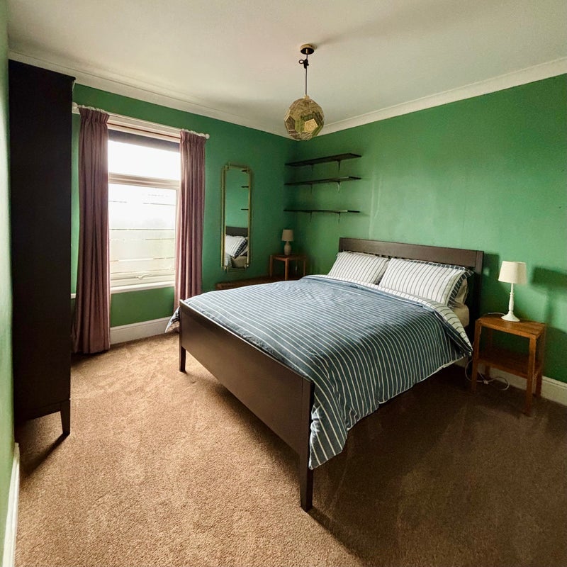 Room Myrtle Road in Sheffield