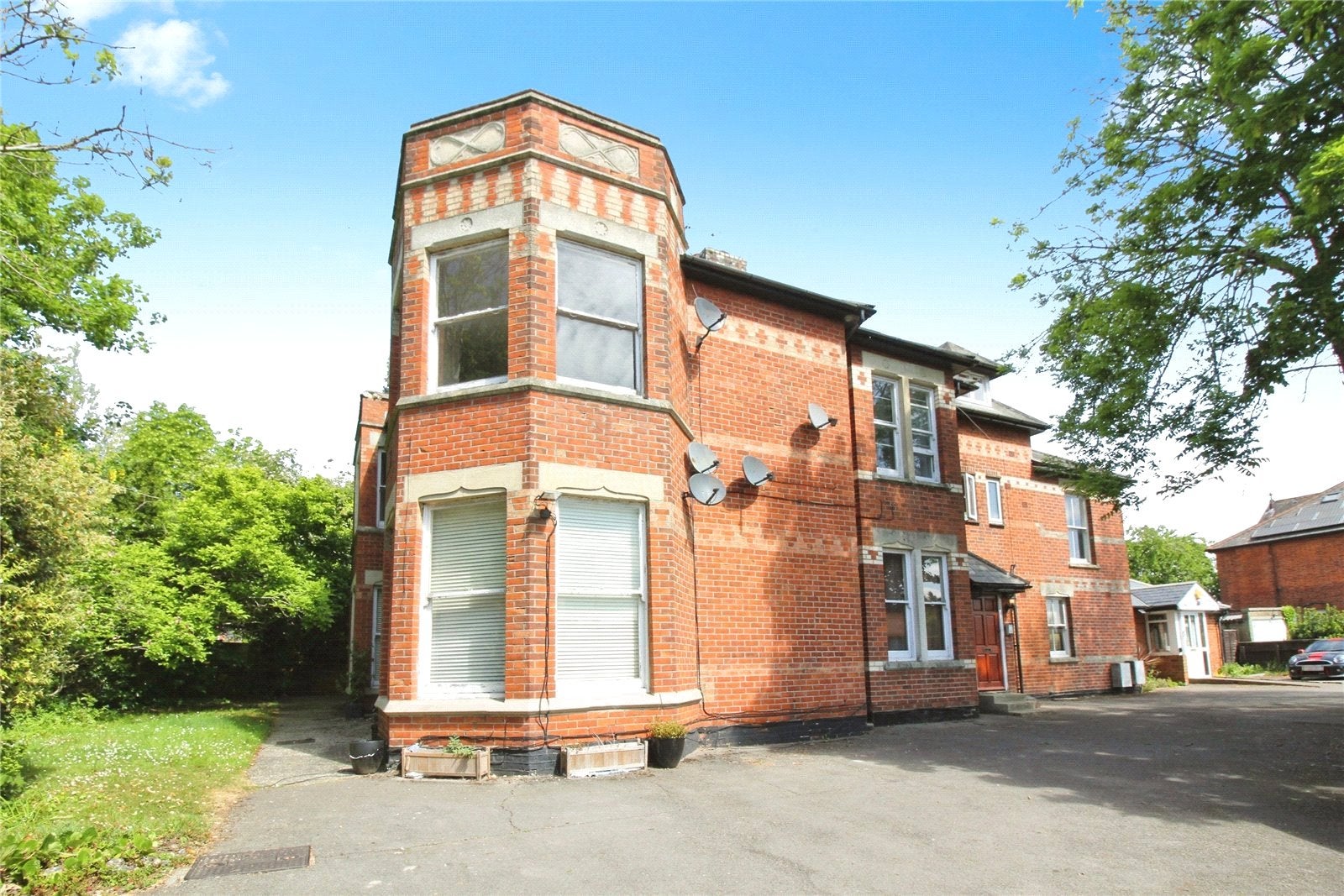 Flat Mansfield Road in Reading