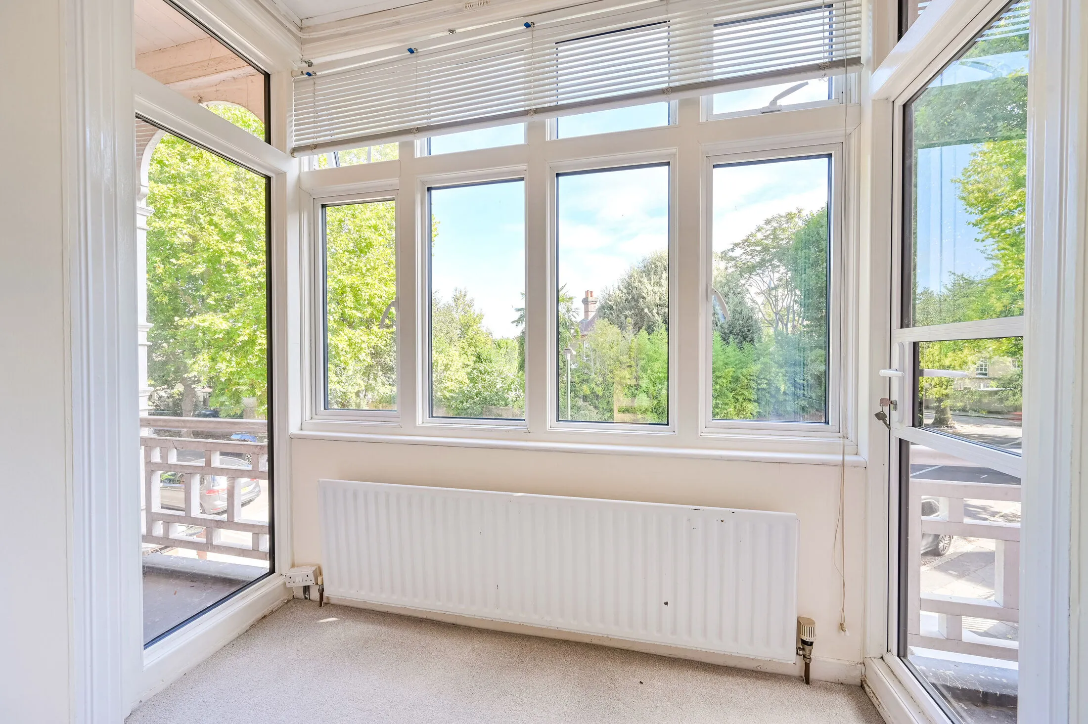 Flat Waldegrave Gardens in Greater London