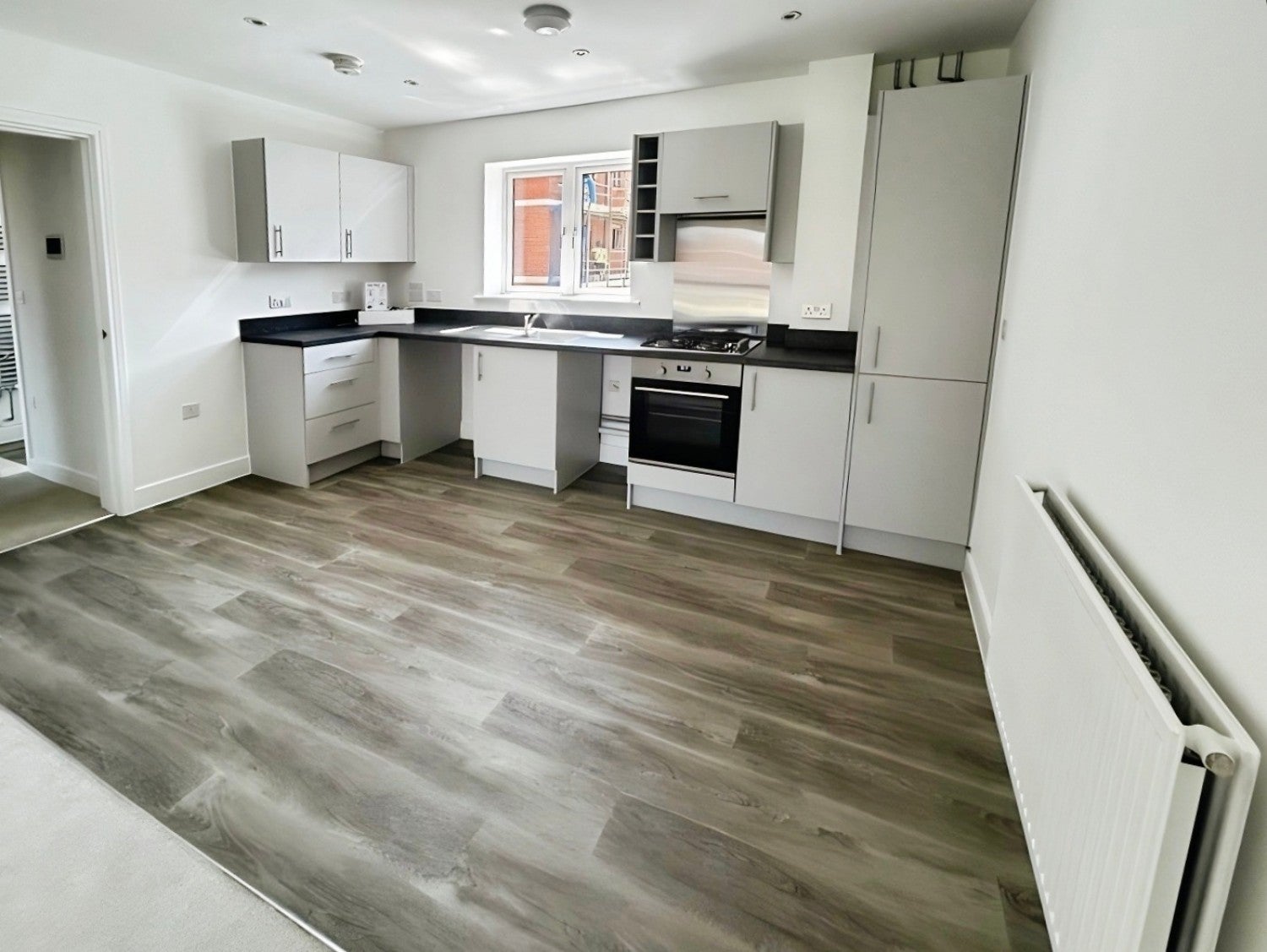 Flat Aldridge Road in Folkestone and Hythe District