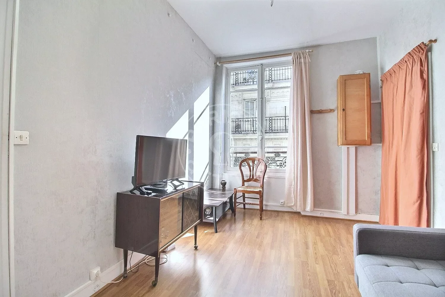 Appartement Rue du Pont aux Choux à Paris