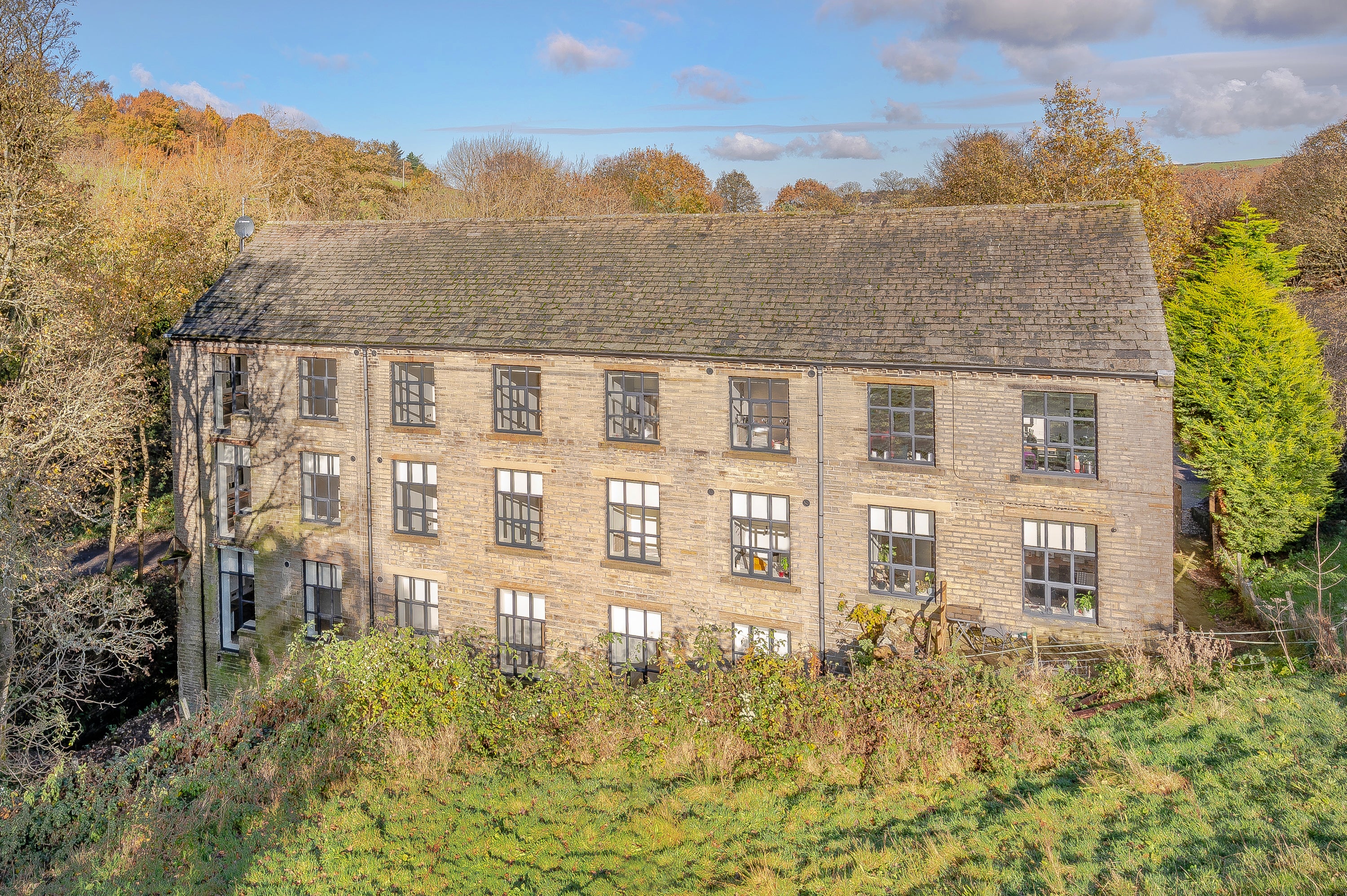 Flat Green Lane in Kirklees