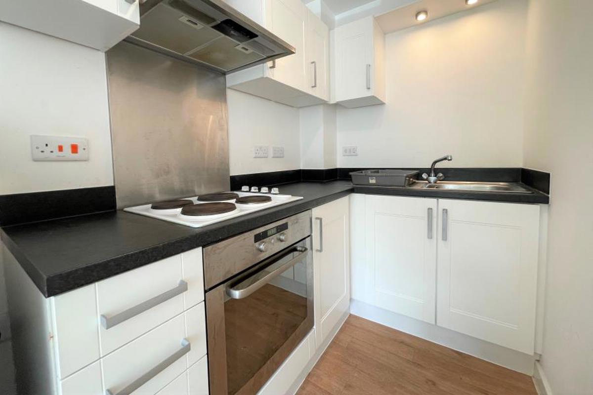 Flat Anvil Street in Bristol