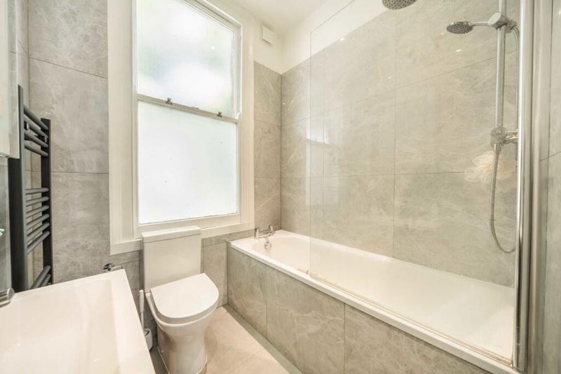 Room Tollington Park in Greater London