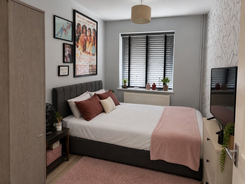 Room King Henry's Drive in Greater London