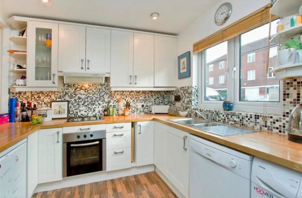 House Burleigh Place in Greater London