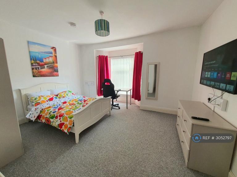 Room Walgrave Street in Hull