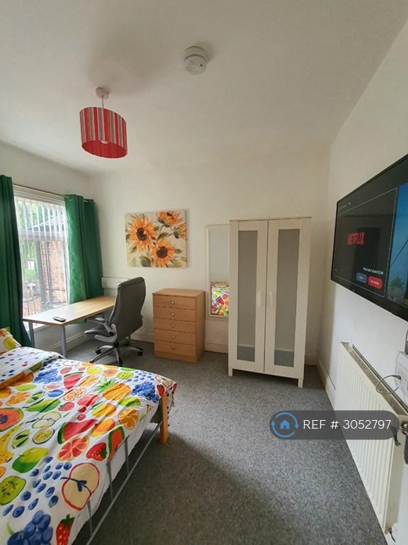 Room Walgrave Street in Hull