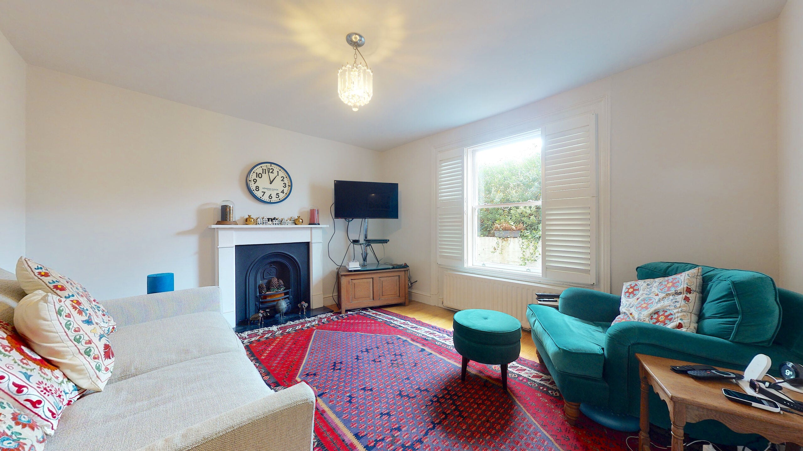 Flat Amyand Park Road in Greater London
