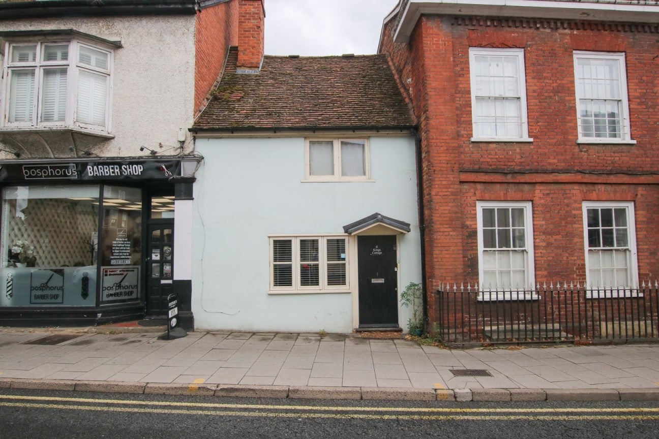 House Broad Street in Wokingham