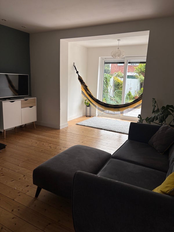 Room Holystone Crescent in Newcastle upon Tyne