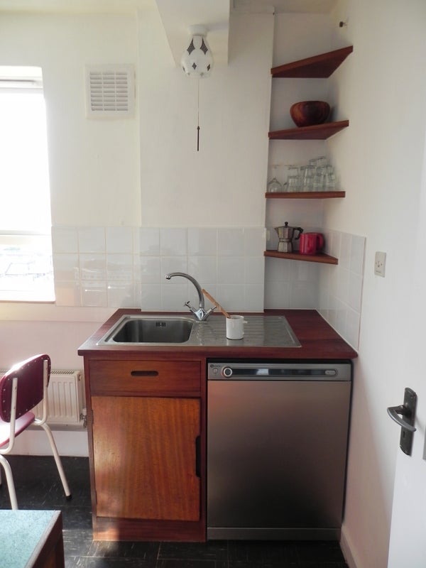 Flat Morland Estate in Greater London