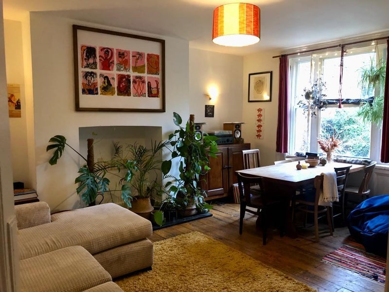 Room Amhurst Road in Greater London