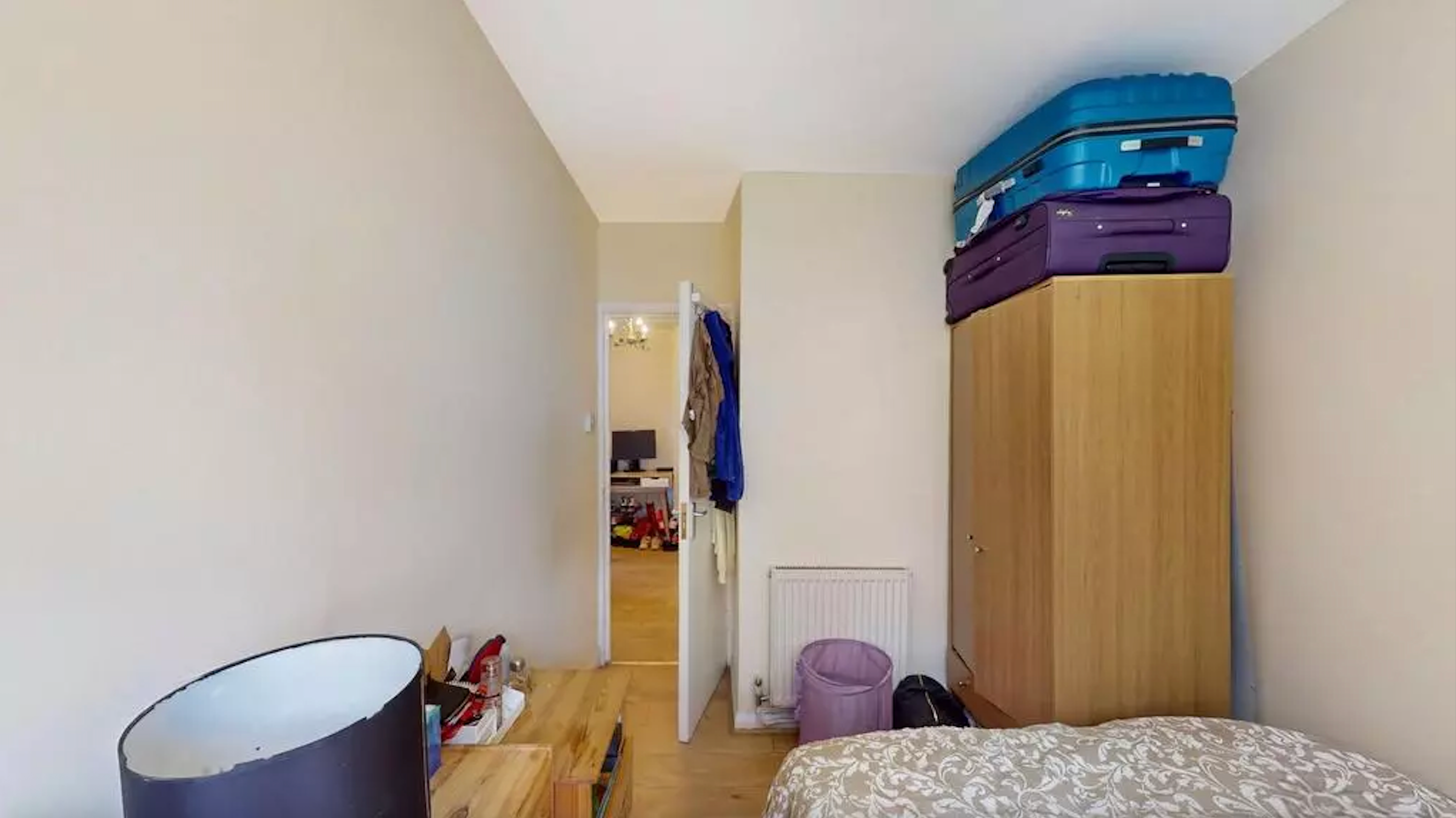 Flat Richmond Way in Greater London