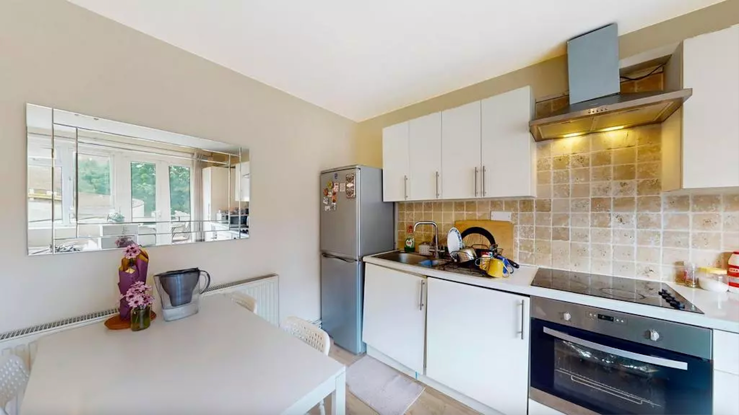 Flat Richmond Way in Greater London