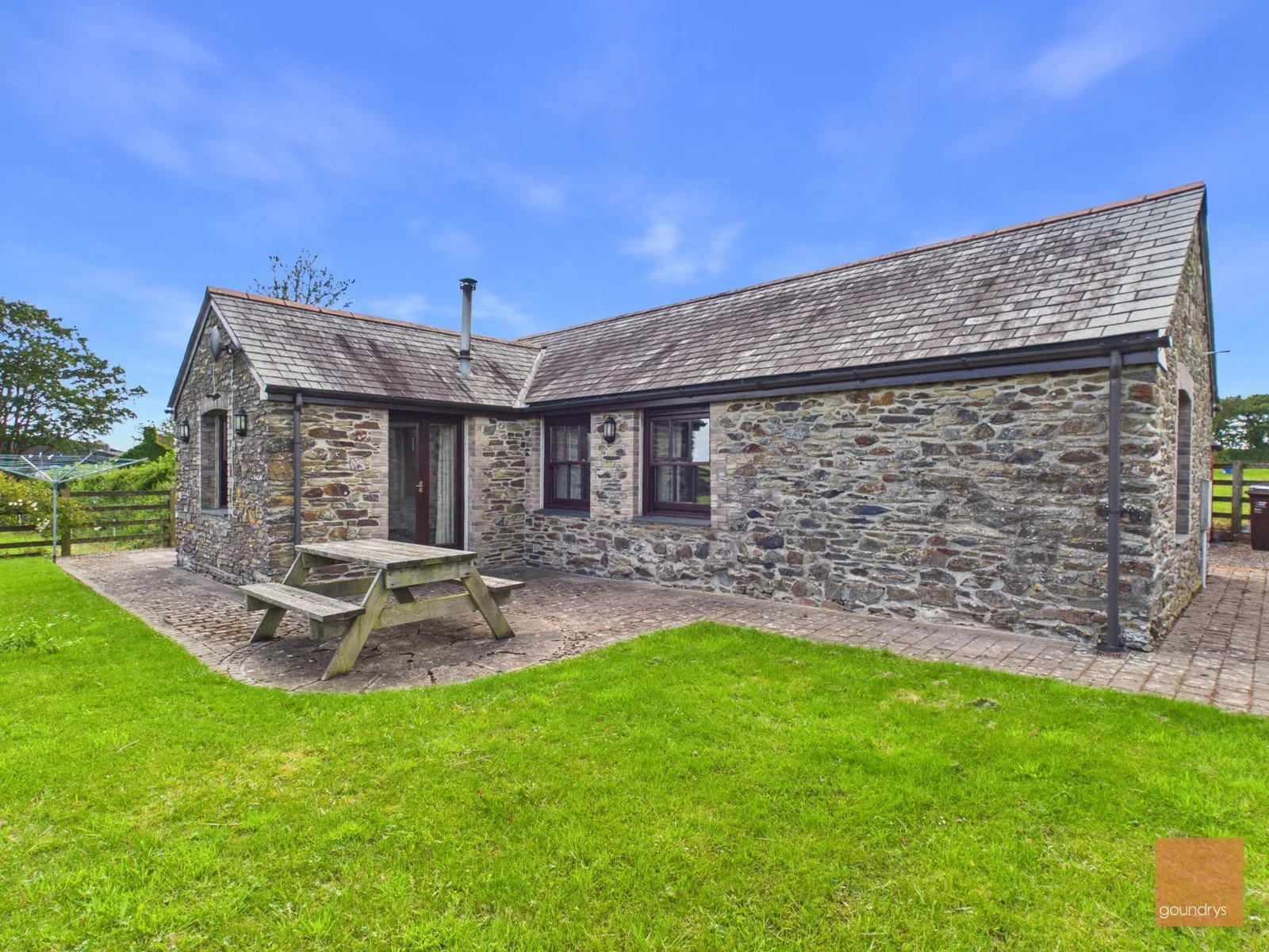 House Haydens Farm in High Easter