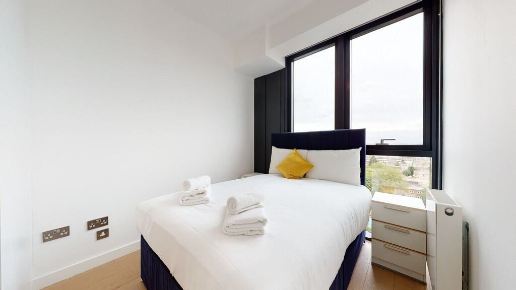 Flat Highgate Hill in Greater London