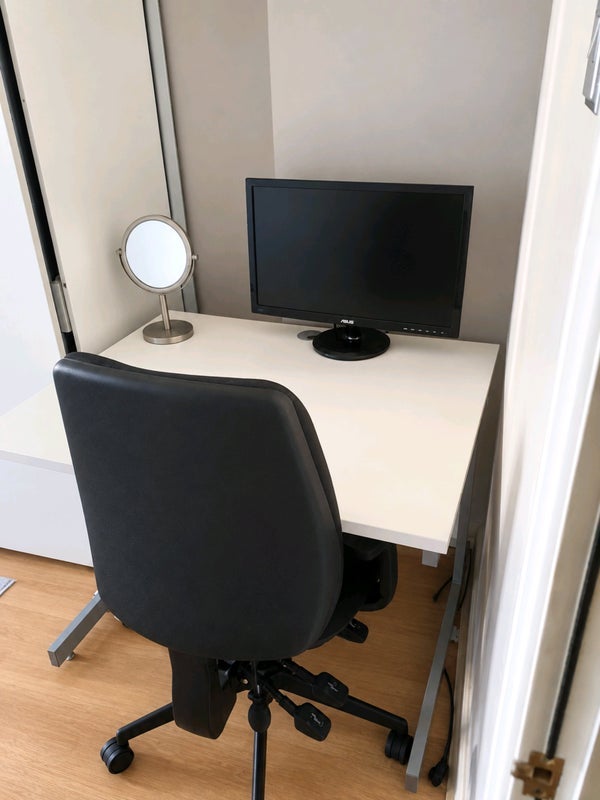 Room Inverness Mews in Greater London