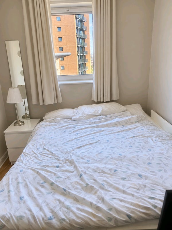 Room Inverness Mews in Greater London