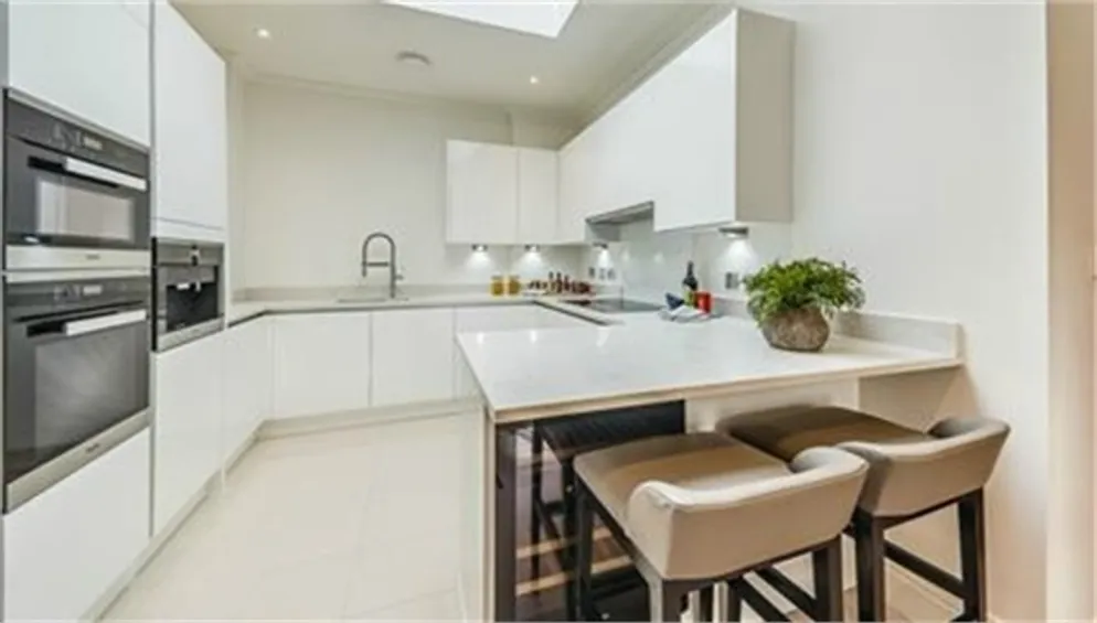 Flat Rainville Road in Greater London