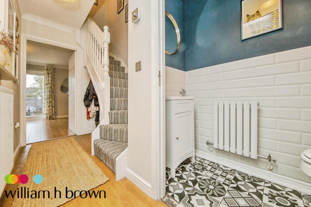 House Cinnabar Close in Babergh