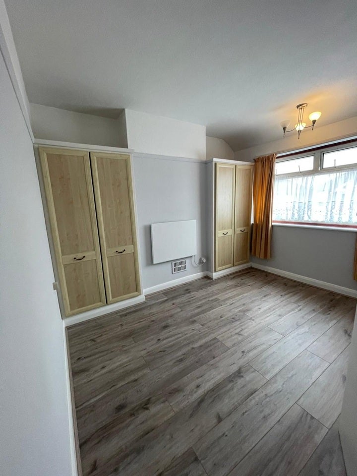 House Mapleton Crescent in Greater London