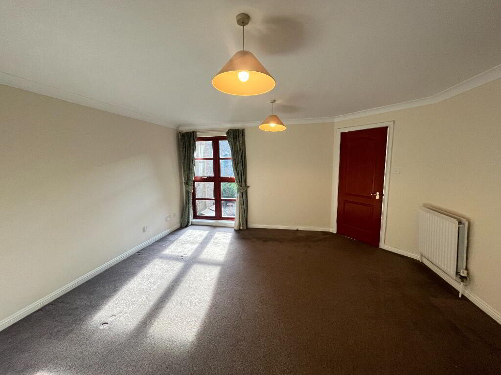 Flat New Mart Road in City of Edinburgh