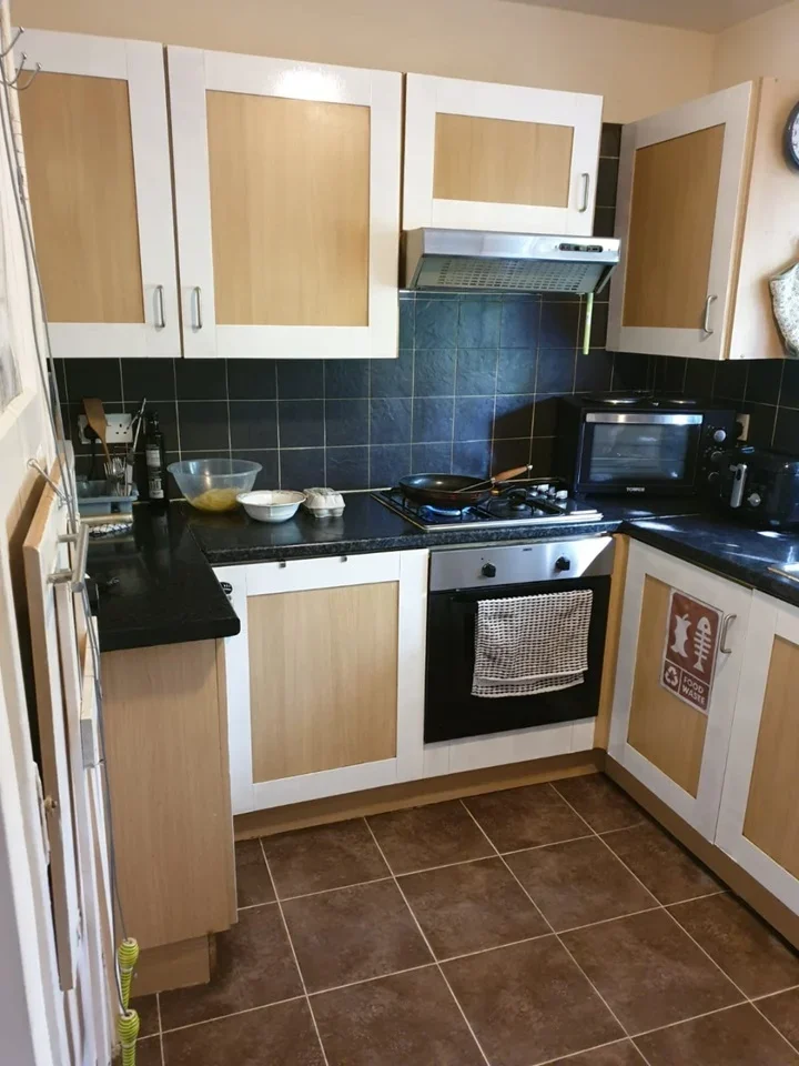 Room Pelham Road in Greater London